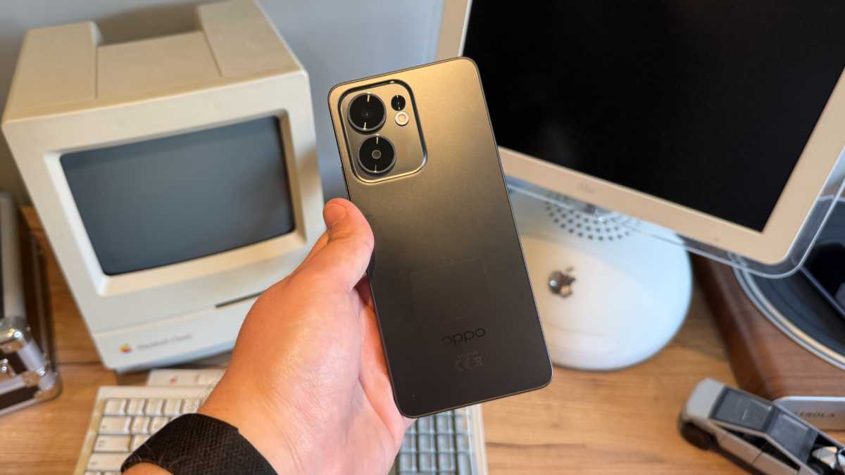 Oppo Reno 13 FS Featured