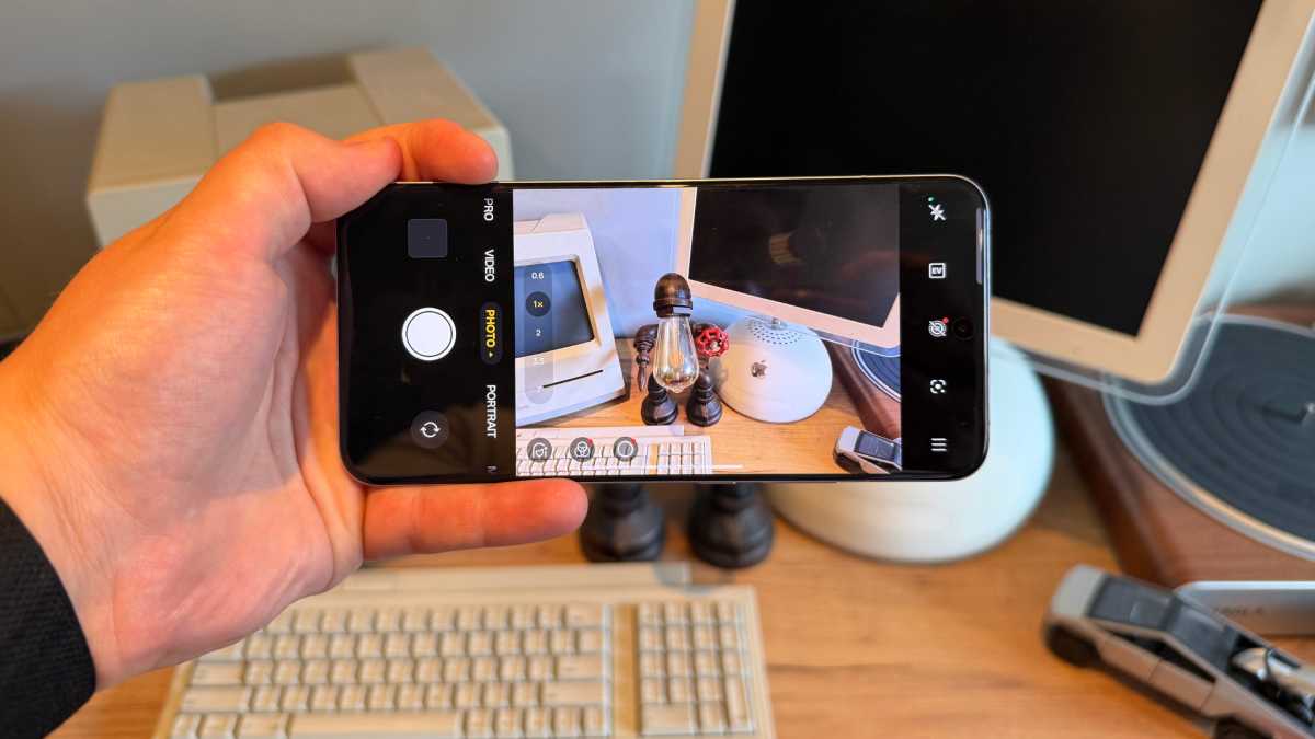 Oppo Reno 13 Pro Camera App