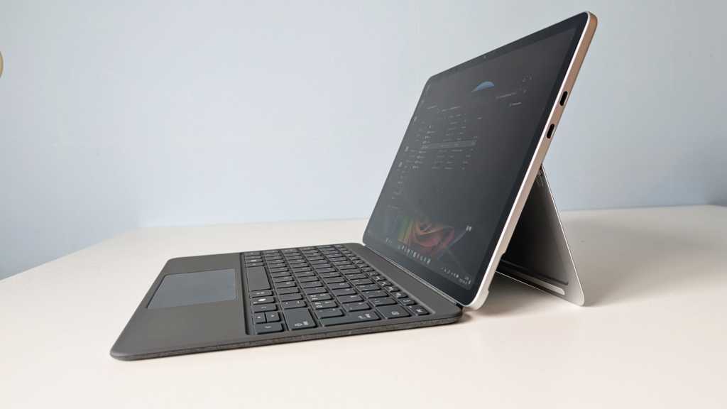 Image: Surface Pro (2025) im Test: Microsoft verbessert seinen 2-in-1-Laptop an den richtigen Stellen