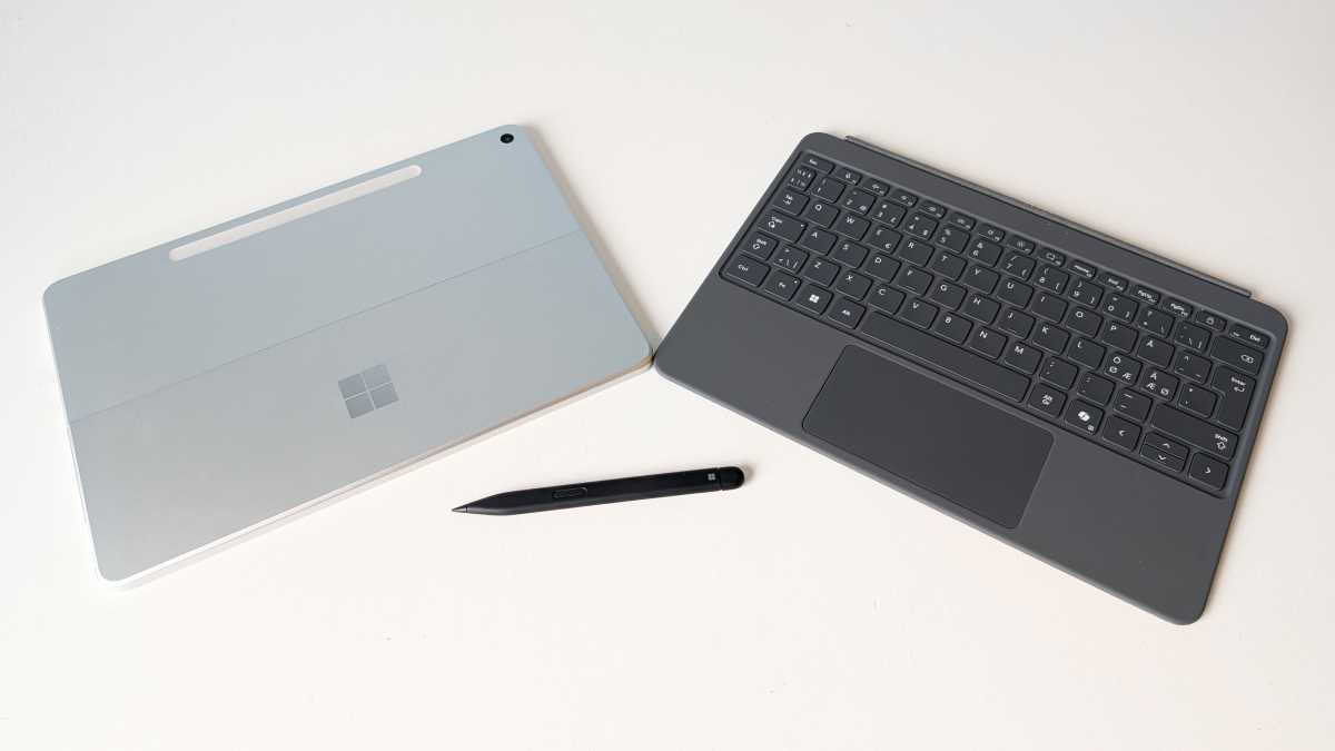 Surface Pro 12 tangentbord och penna