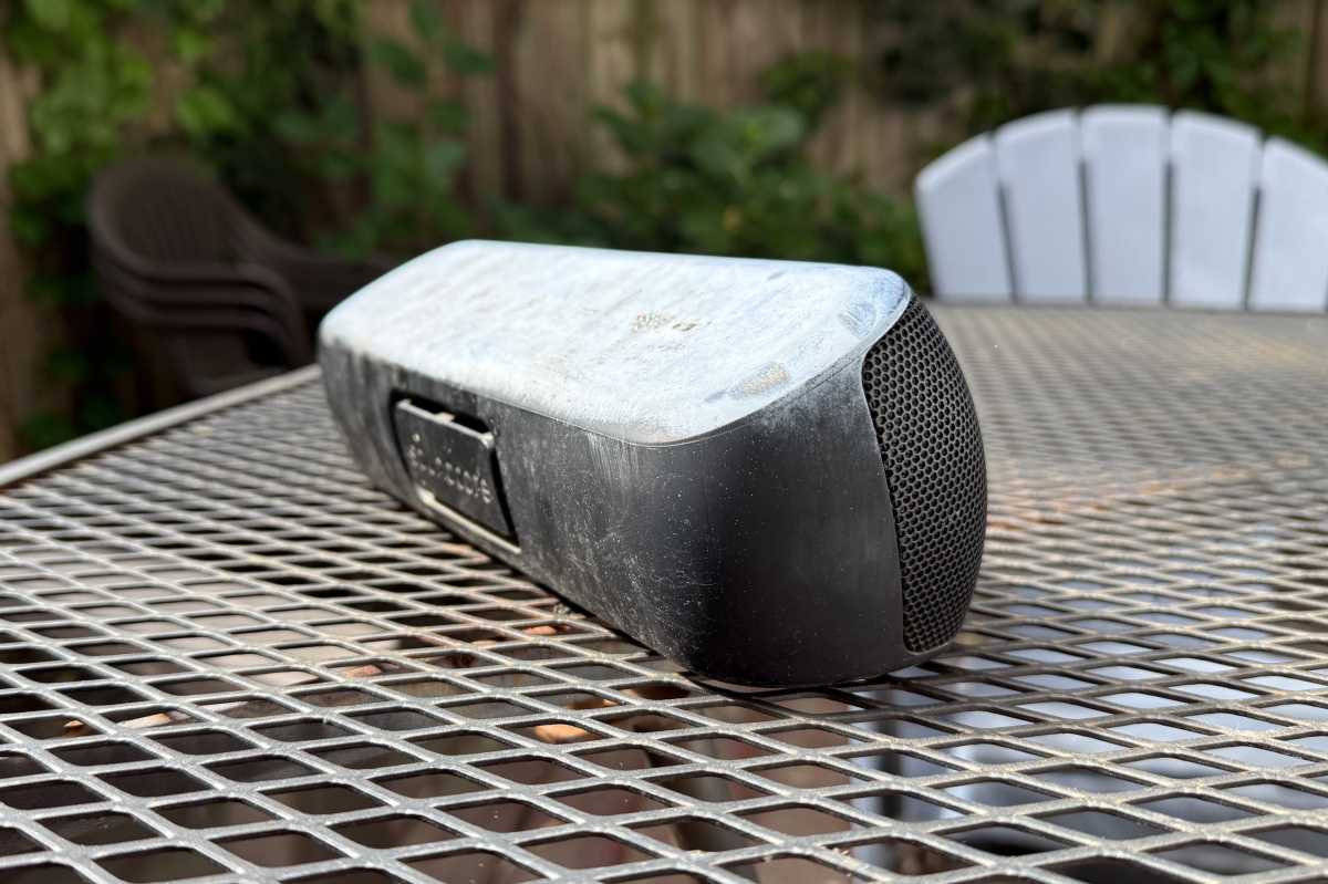 Soundcore Motion side