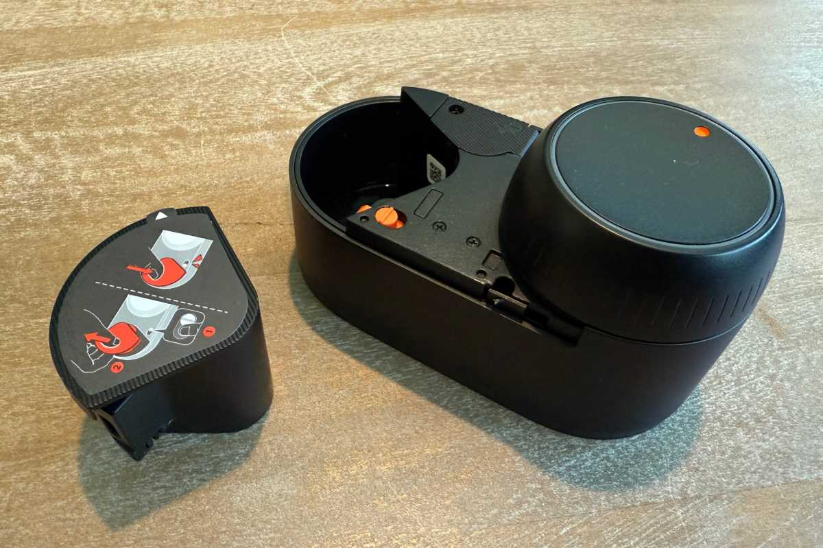SwitchBot Lock Ultra battery
