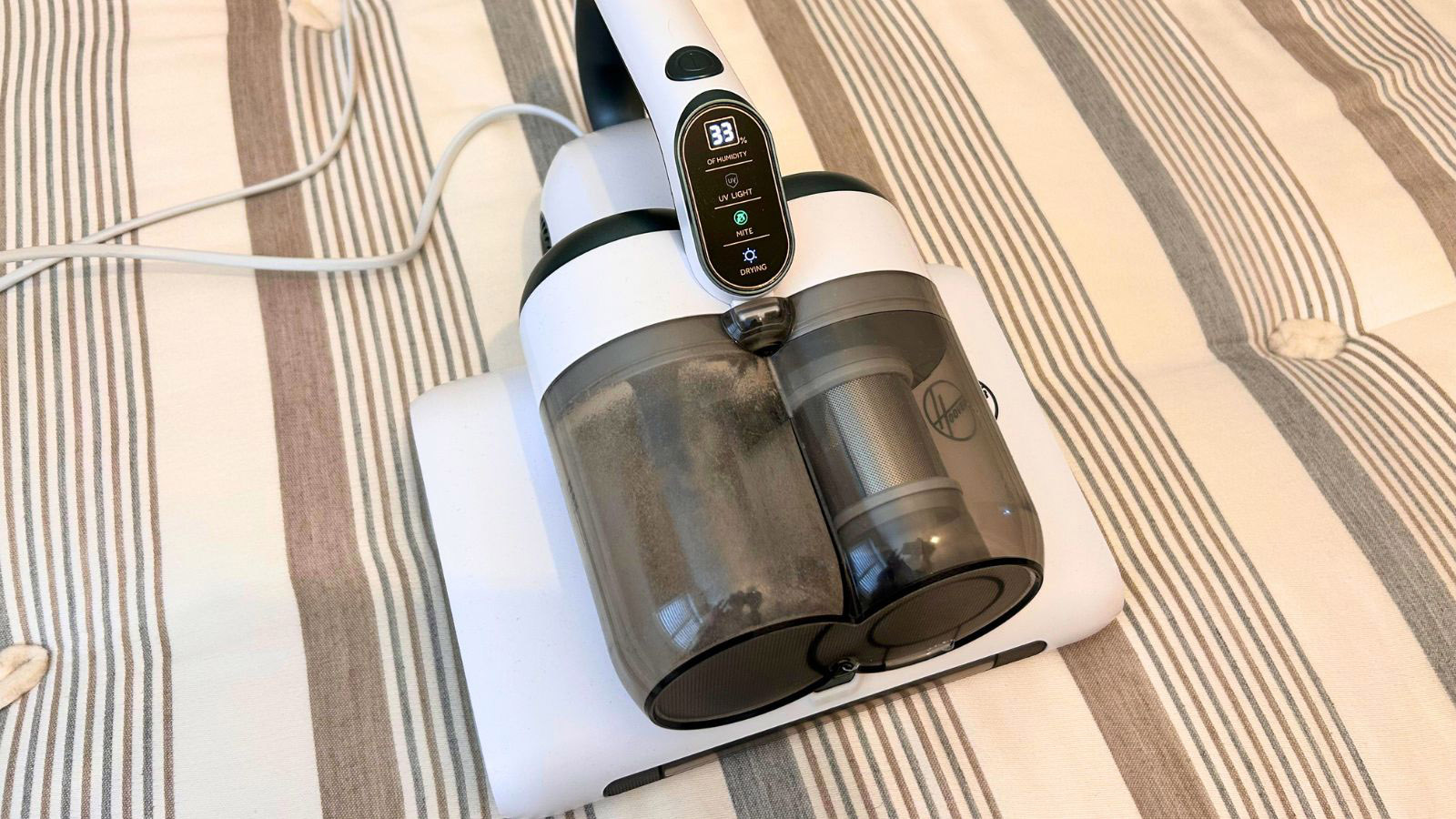  Hoover Handheld UV Mattress Vacuum Cleaner - Best for mattresses 