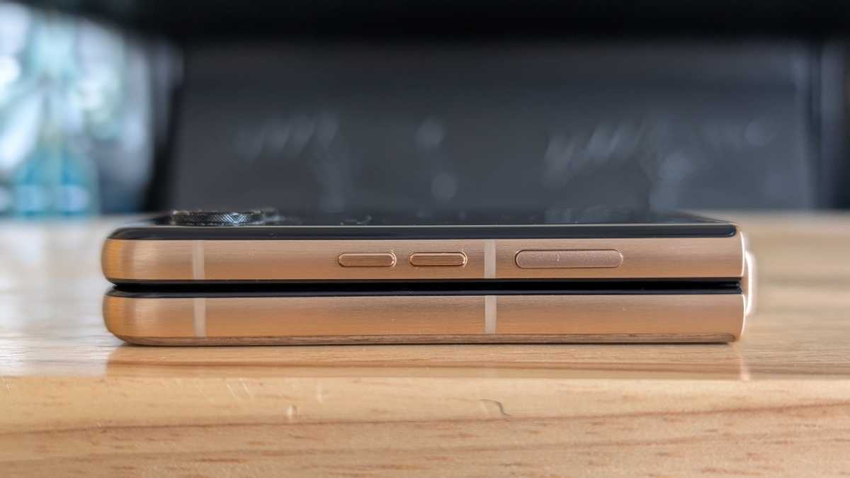 motorola razr 60 ultra review 10