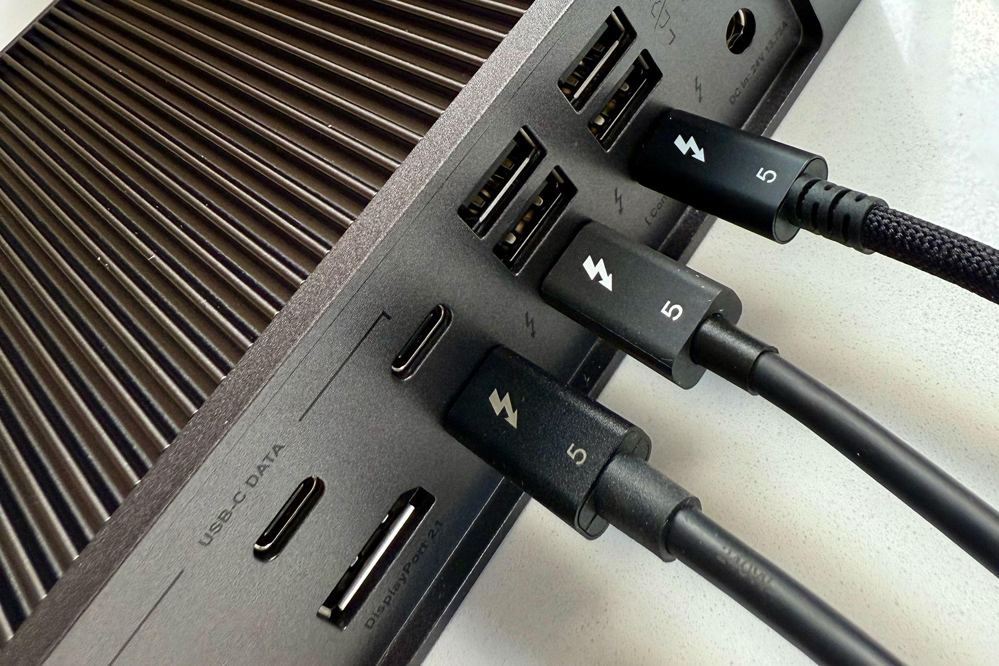 CalDigit TS5 Plus Dock Thunderbolt 5