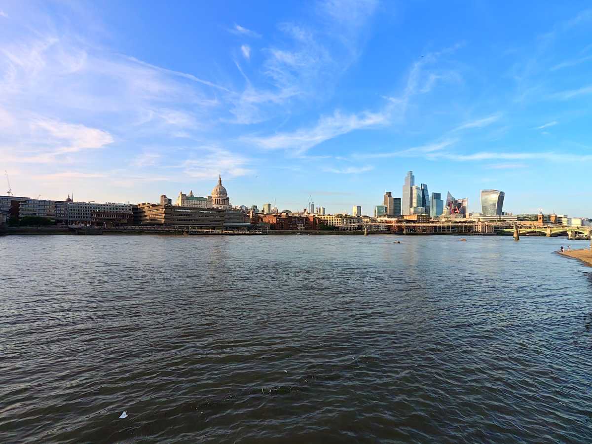 London ultrawide