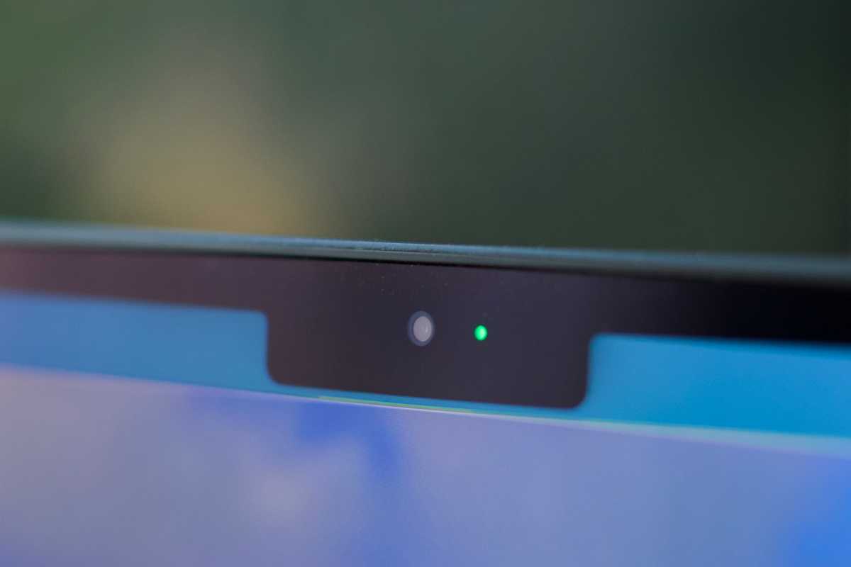 맥북의 노치디자인 맥북의 노치디자인