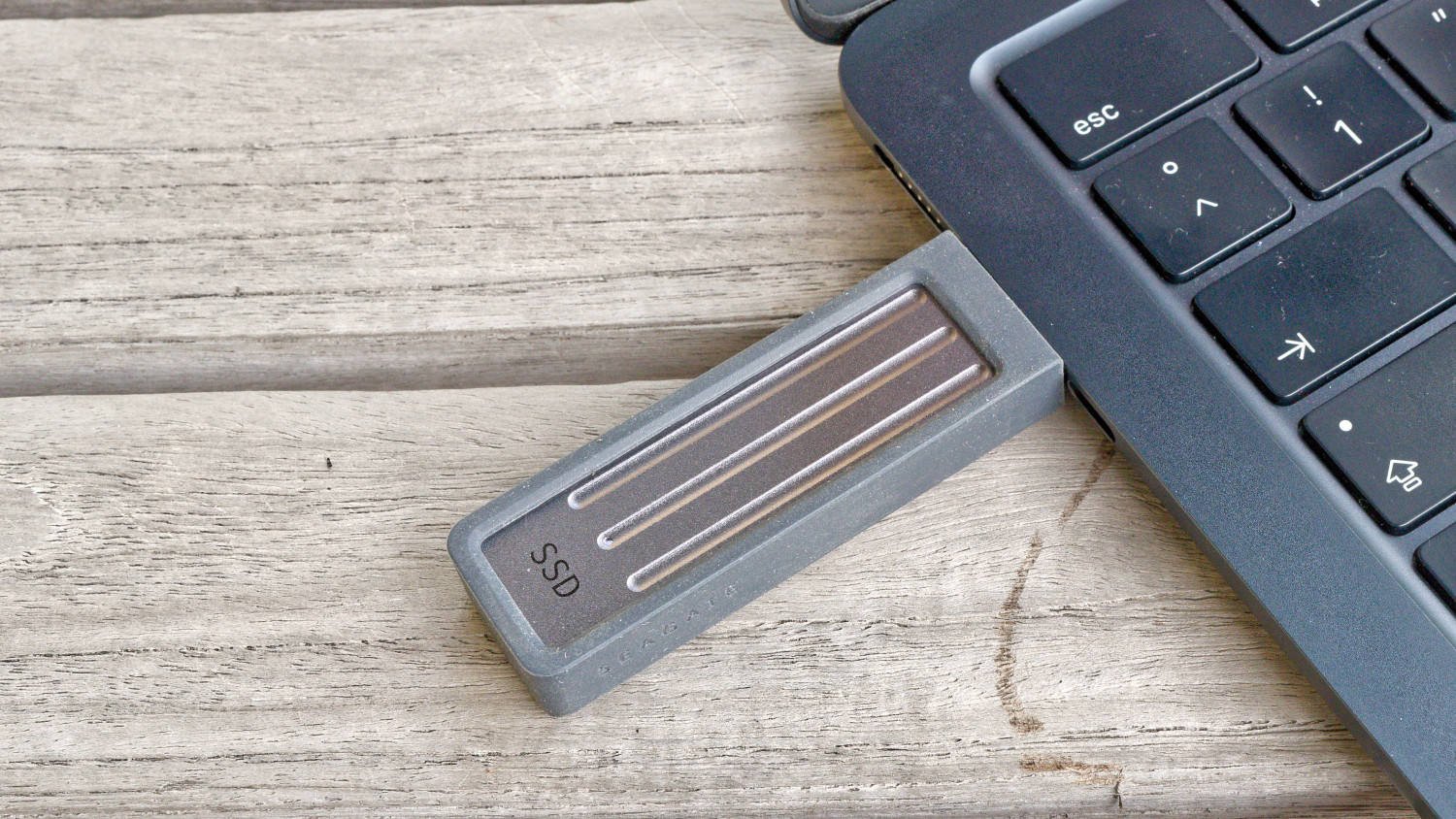 Seagate Ultra Compact SSD review - USB stick