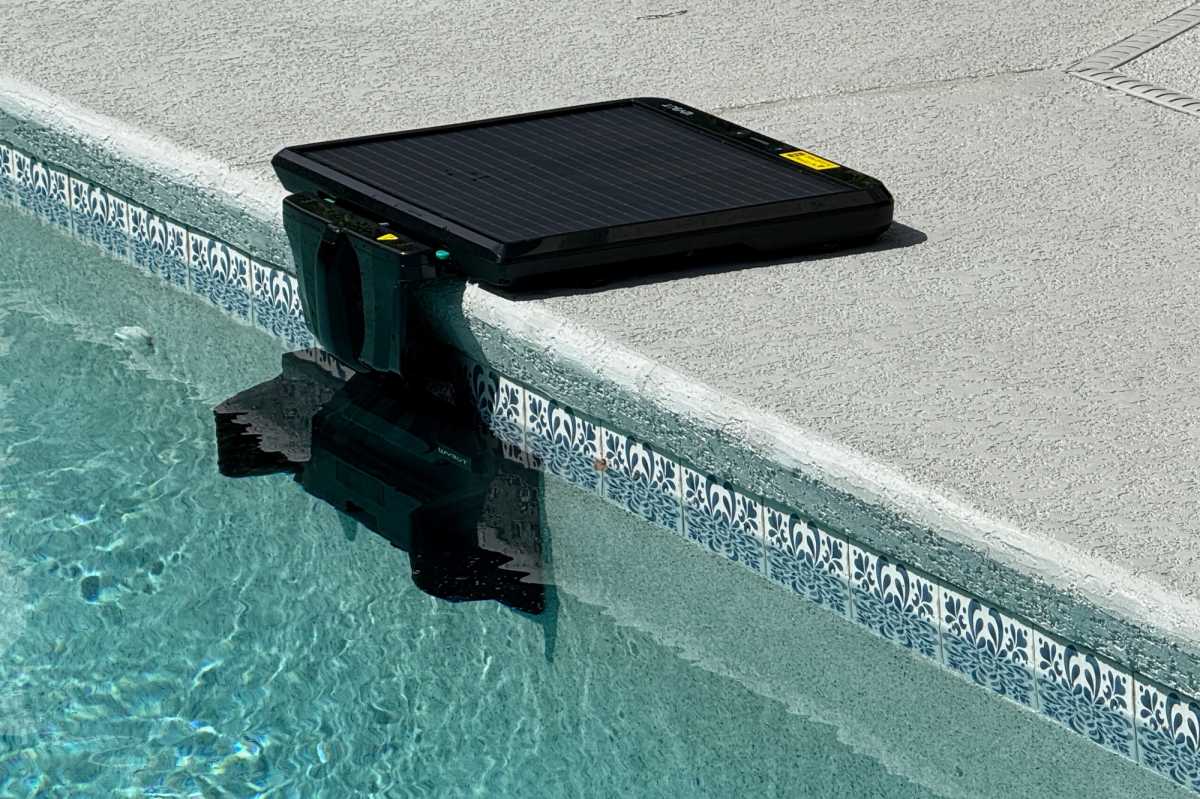 Wybot S2 Solar Vision Dock و Solar Pane