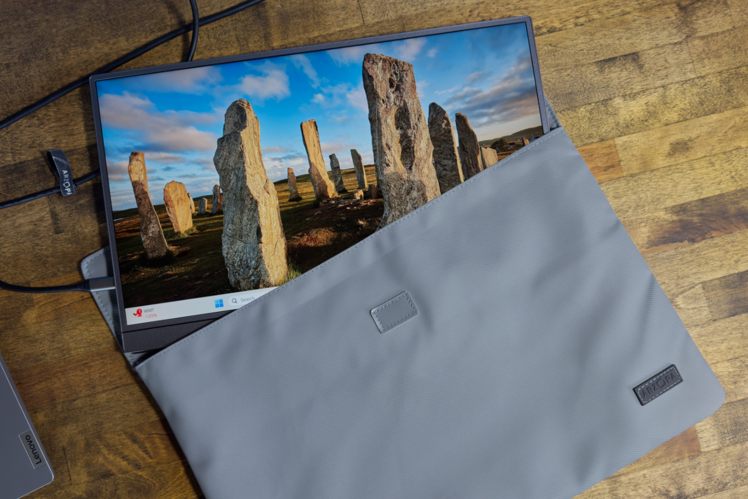 Arzopa Z1FC - Best budget portable monitor