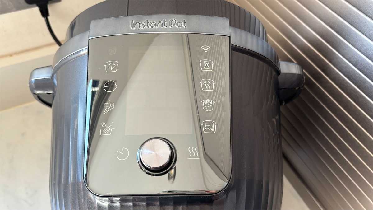 Instant Pot Pro control panel