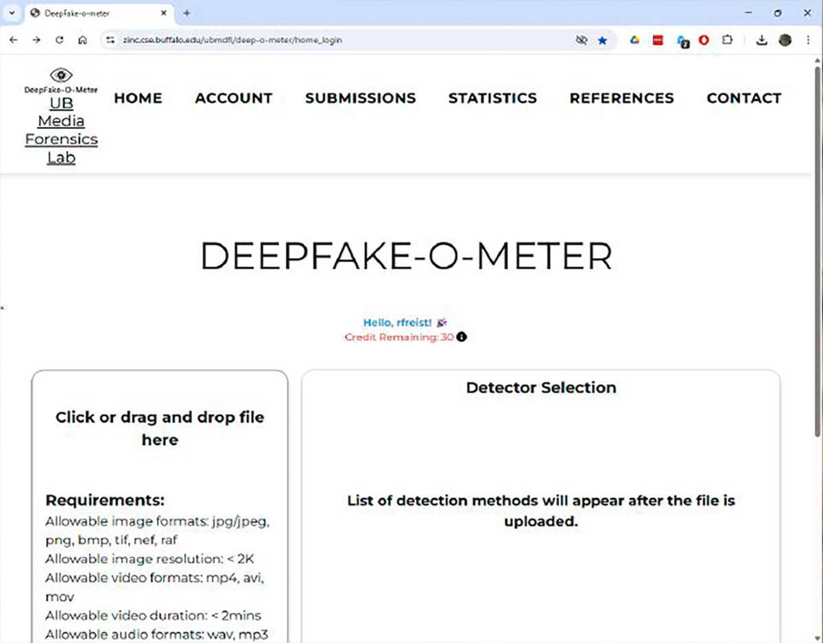 Das Deepfake-o-Meter der University at Buffalo erkennt Deepfakes in Bildern, Videos und Audiodateien und spannt dabei 16 Programme aus der Open-Source- Szene ein. Im Test konnte die Leistung der Tools aber nicht überzeugen.