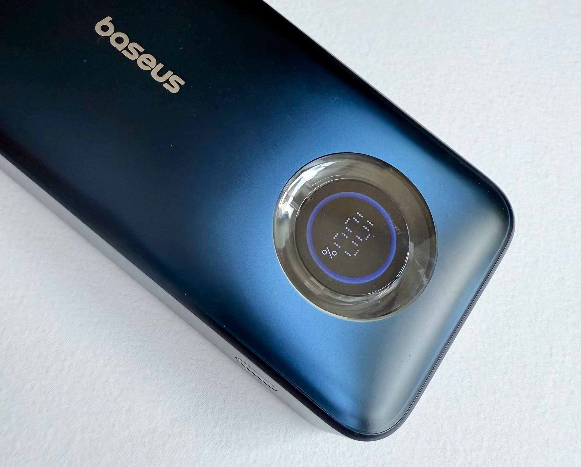 Baseus EnerCore CR11 Power Bank detail