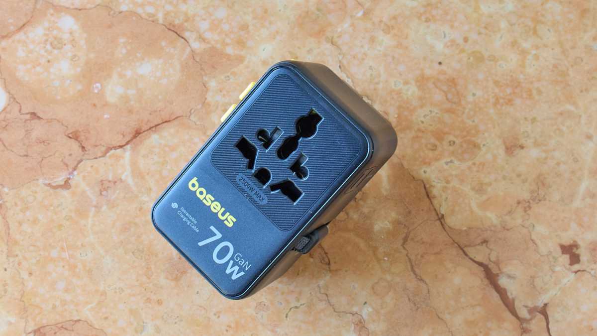 Baseus EnerCore6 in 1Travel 05