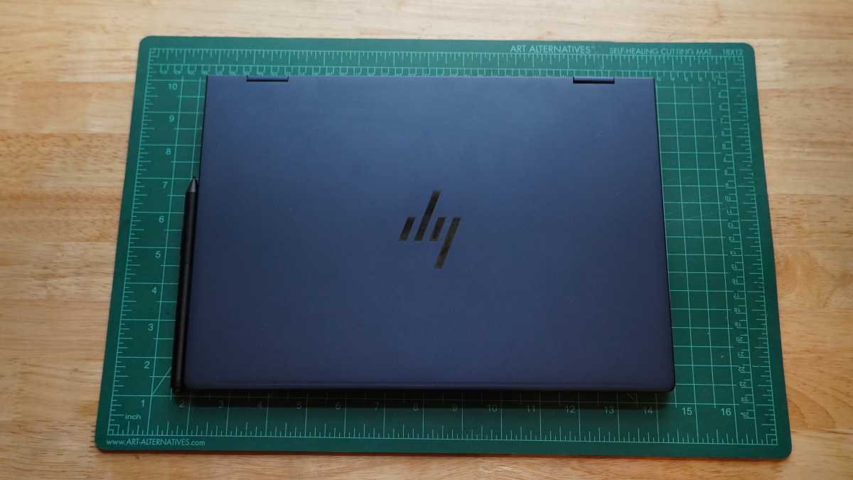 HP EliteBook X Flip G1 design