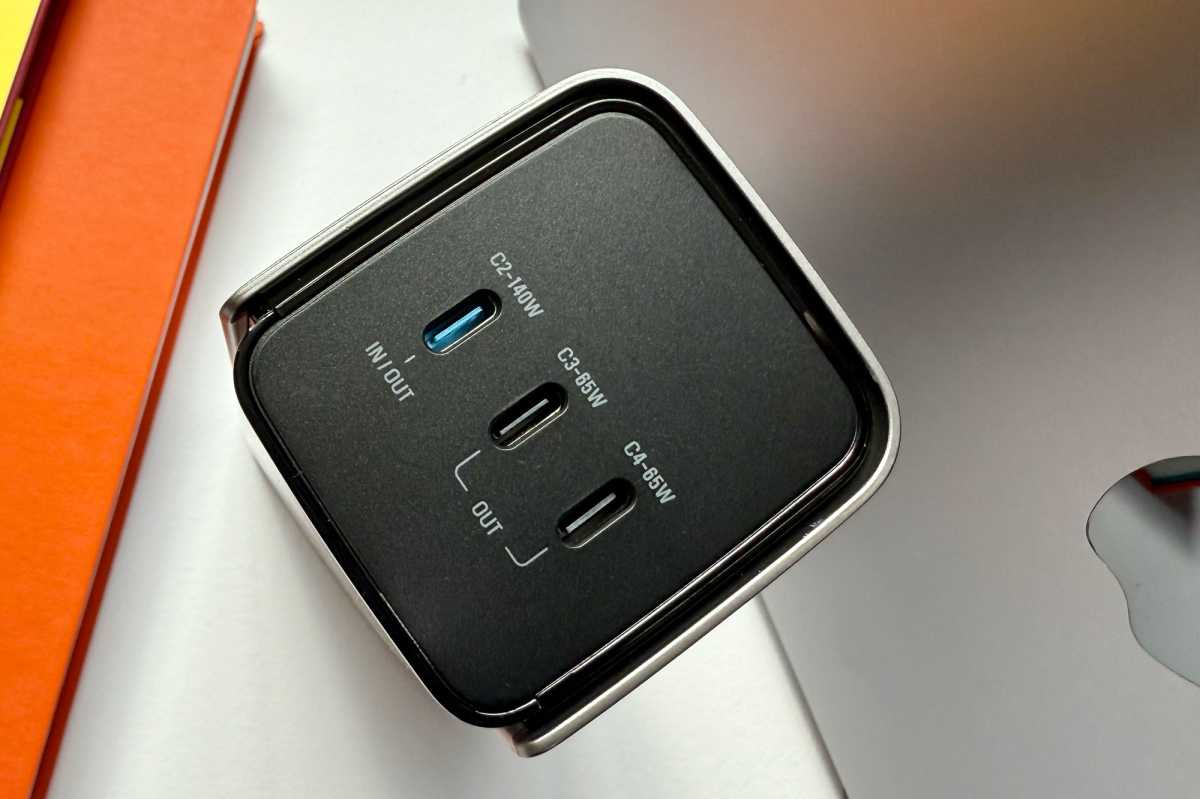 EcoFlow RAPID Pro Power Bank ports