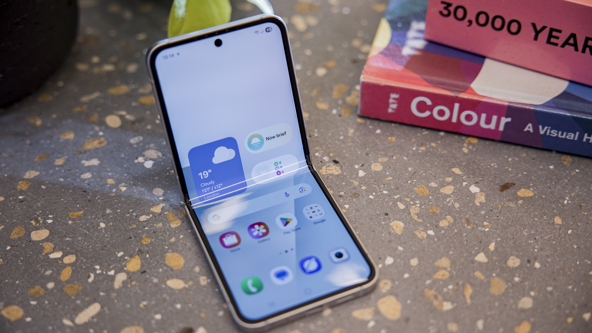 Samsung Galaxy Z Flip 7 - Best Foldable Phone