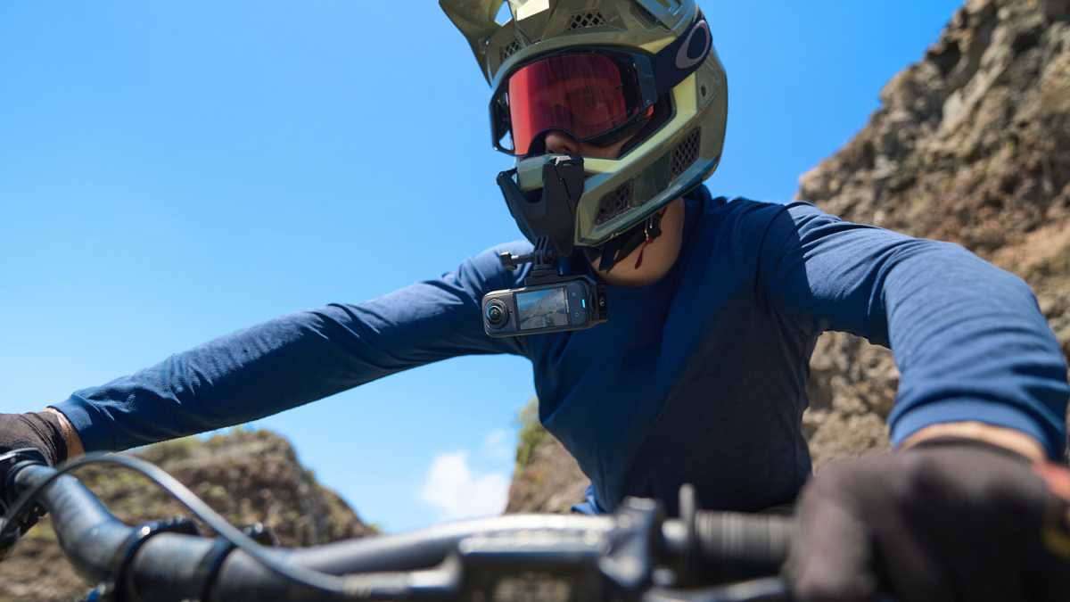 Insta360 X5 Mountain Bike 1