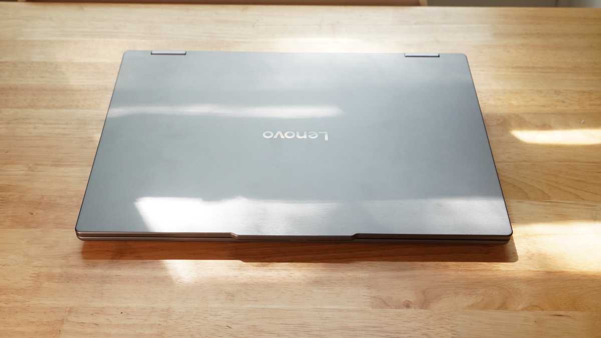 Lenovo IdeaPad 5 2-in-1 design