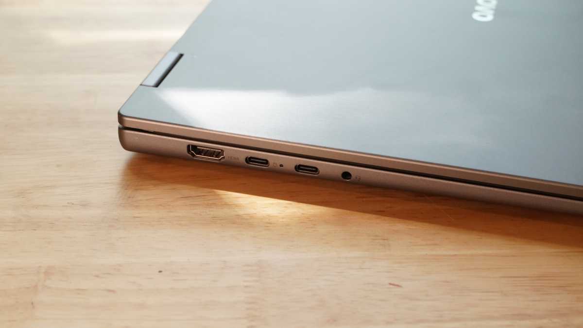 Lenovo IdeaPad 5 2-in-1 ports