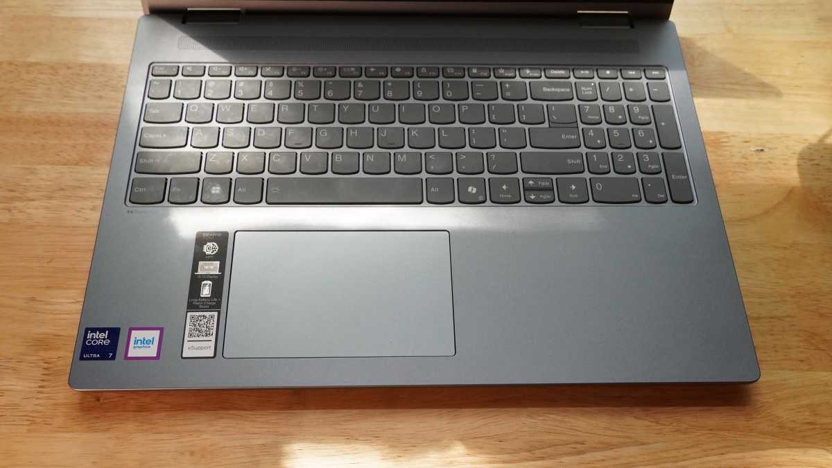 Lenovo IdeaPad 5 2-in-1 design keyboard