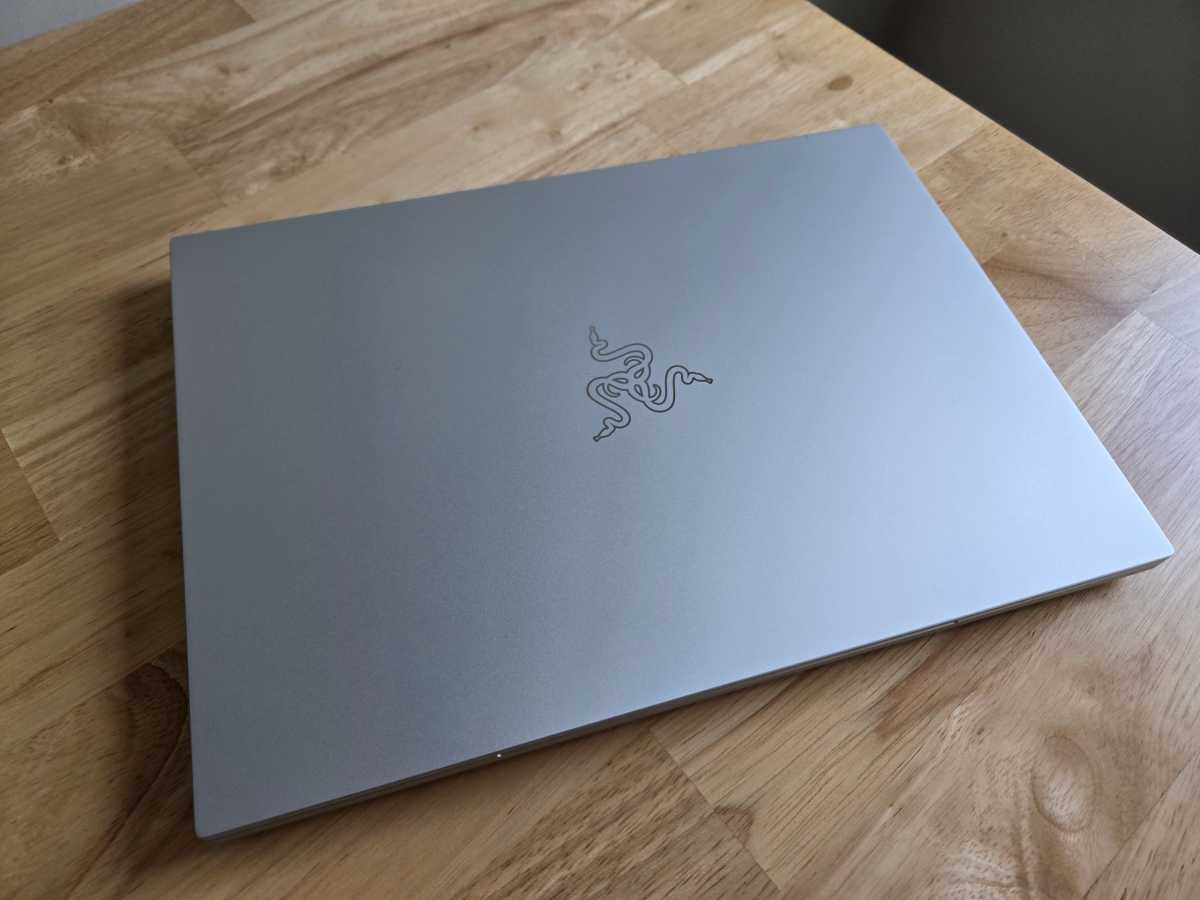 Razer Blade 14 closed