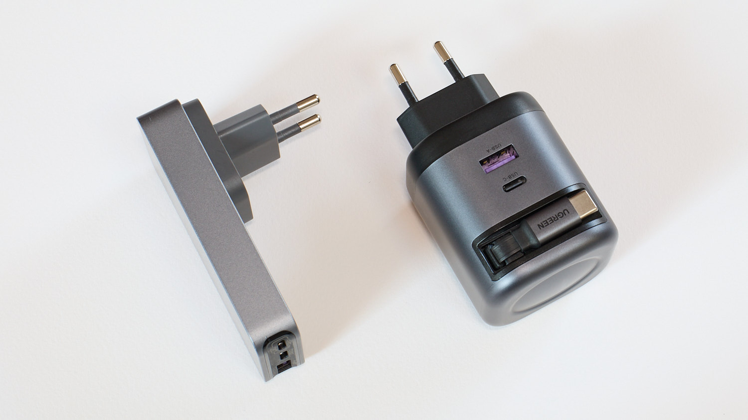 Ugreen 65mitKabel 01