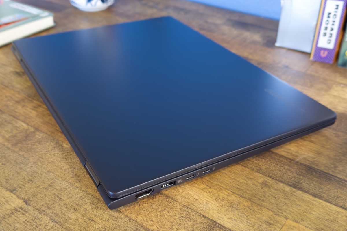 Acer TravelMate ports