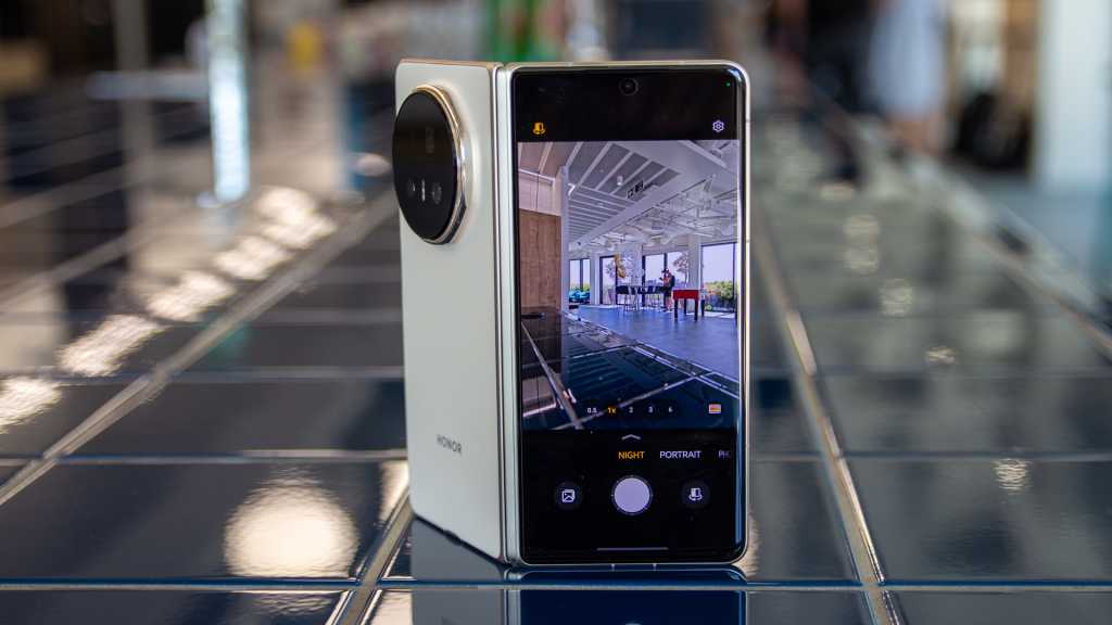 Image: Honor Magic V5 im Hands-On: Schlankes Foldable mit Top-Akku und starkem Display