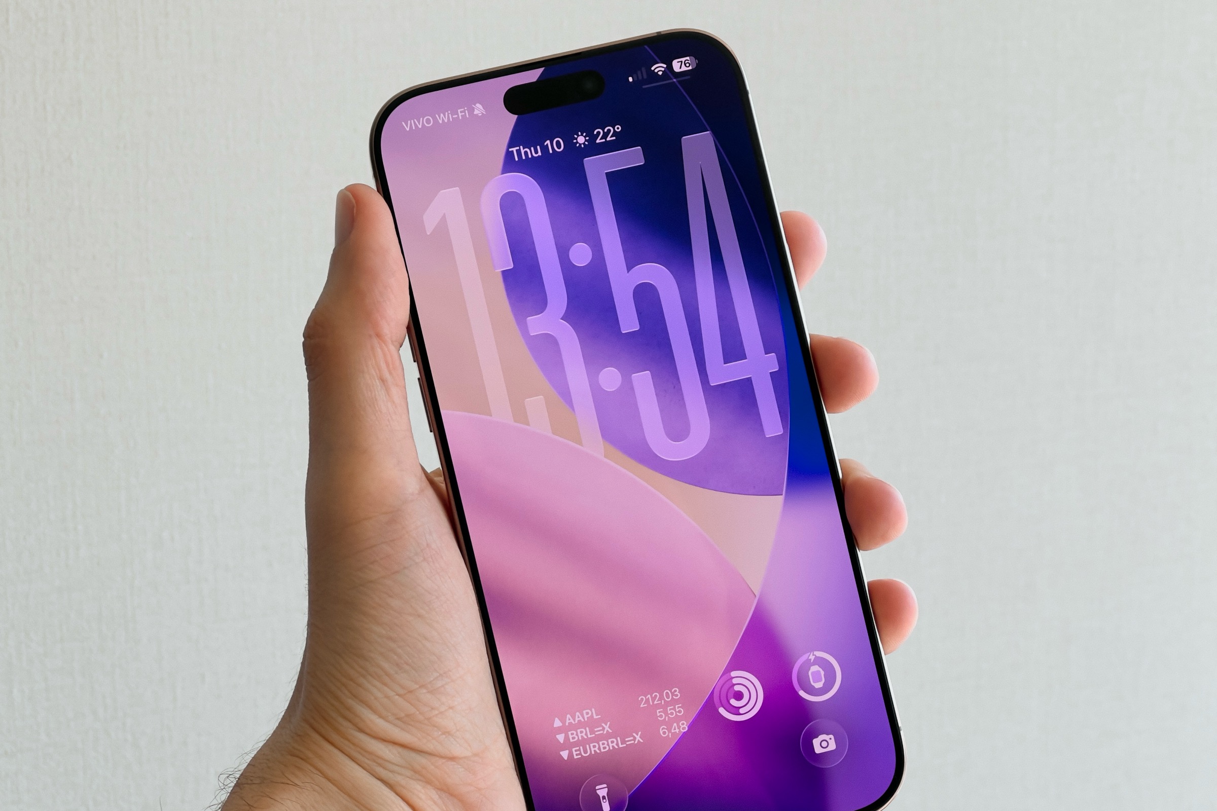 iOS 26 beta showing the Lock Screen