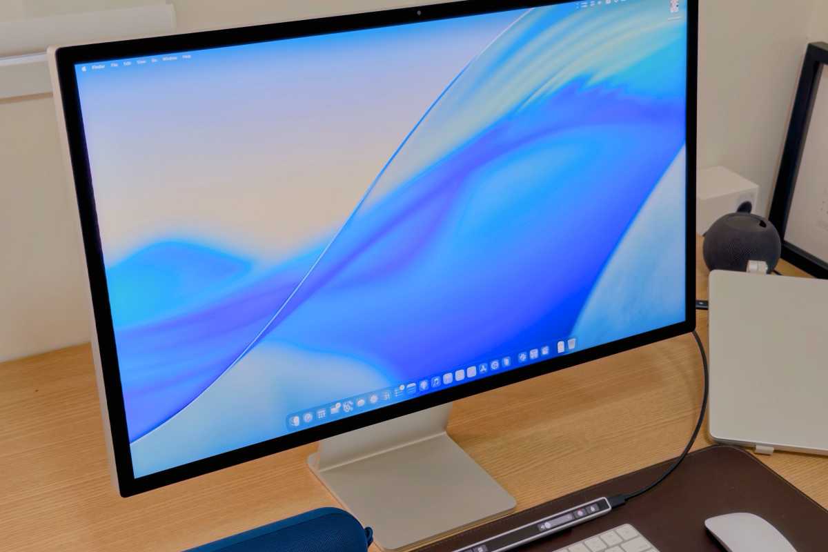 Apple Studio Display