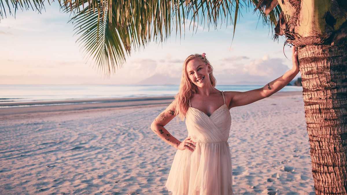 Helen Stranded on Honeymoon Island