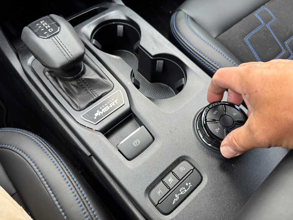 Test Ford Ranger MS-RT