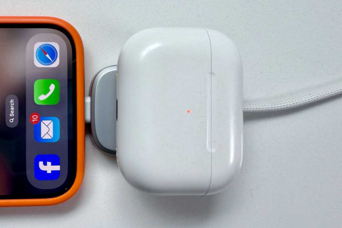 Nomad Universal Cable for Apple Watch charging AirPods case