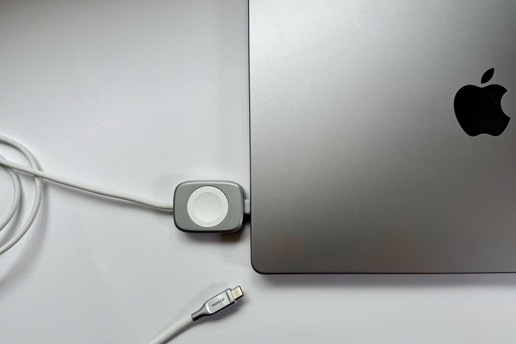 Nomad Universal Cable for Apple Watch MacBook