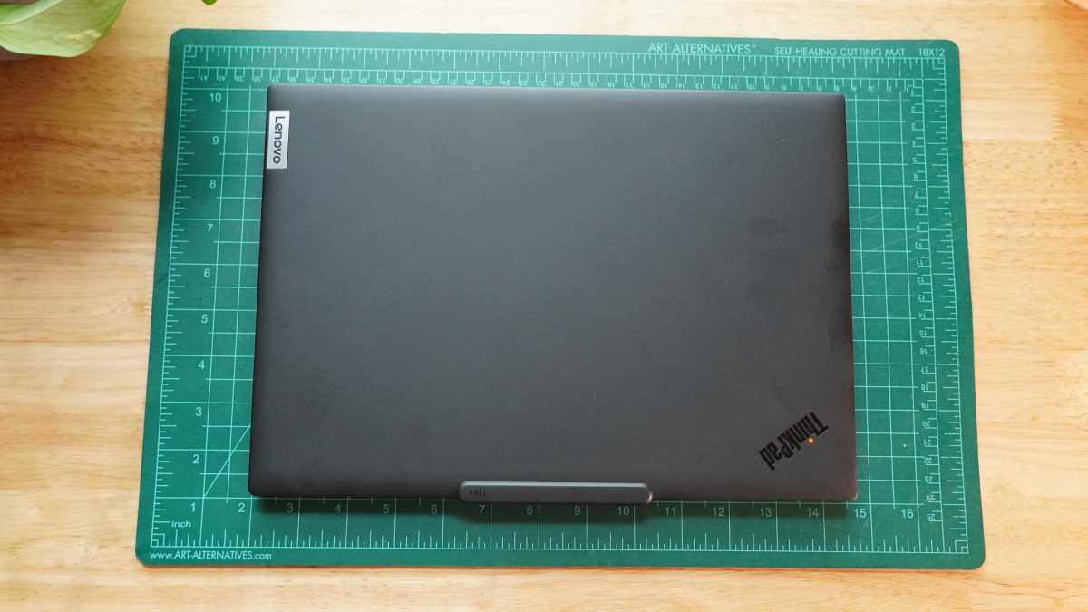 Lenovo ThinkPad T14s Gen 6 design