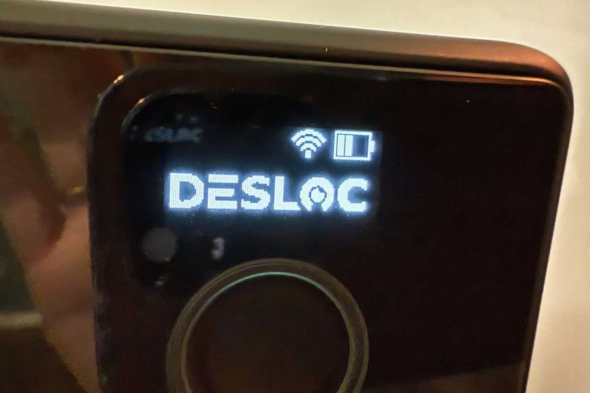 Deslock display