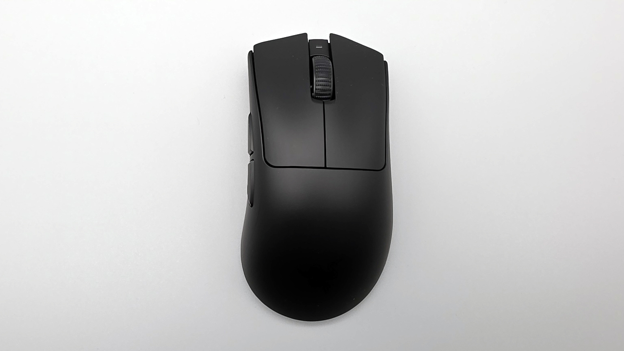 Razer Deathadder V4 Pro im Test: Gaming-Maus für kompromisslose