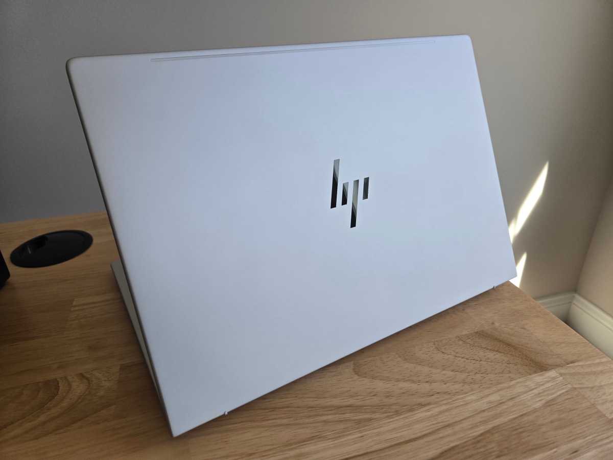 HP EliteBook 8 G1a lid open