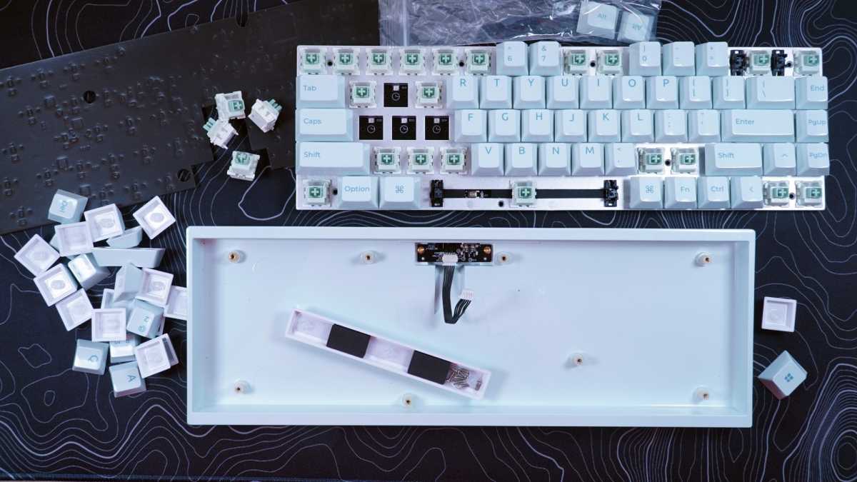 Keychron Q16 HE disassembled