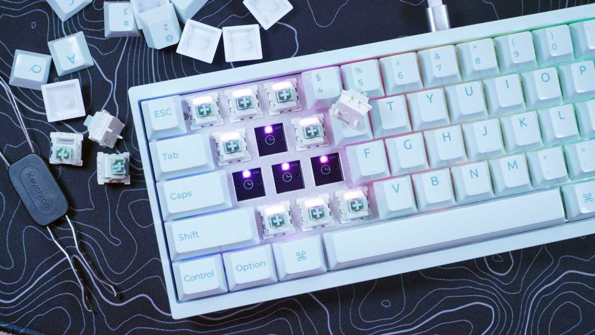 Keychron Q16 HE switches and sockets