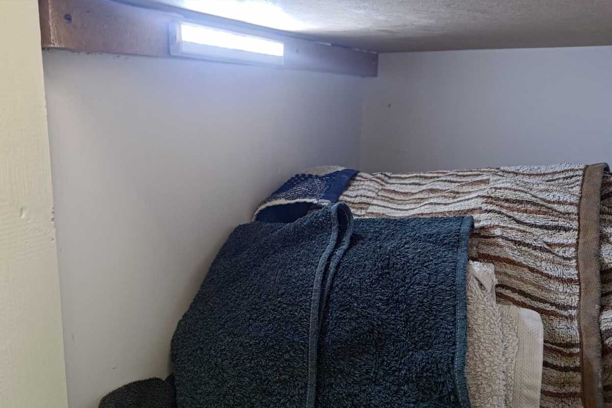 OxyLED Battery-Powered Motion Sensor LED Lights in action