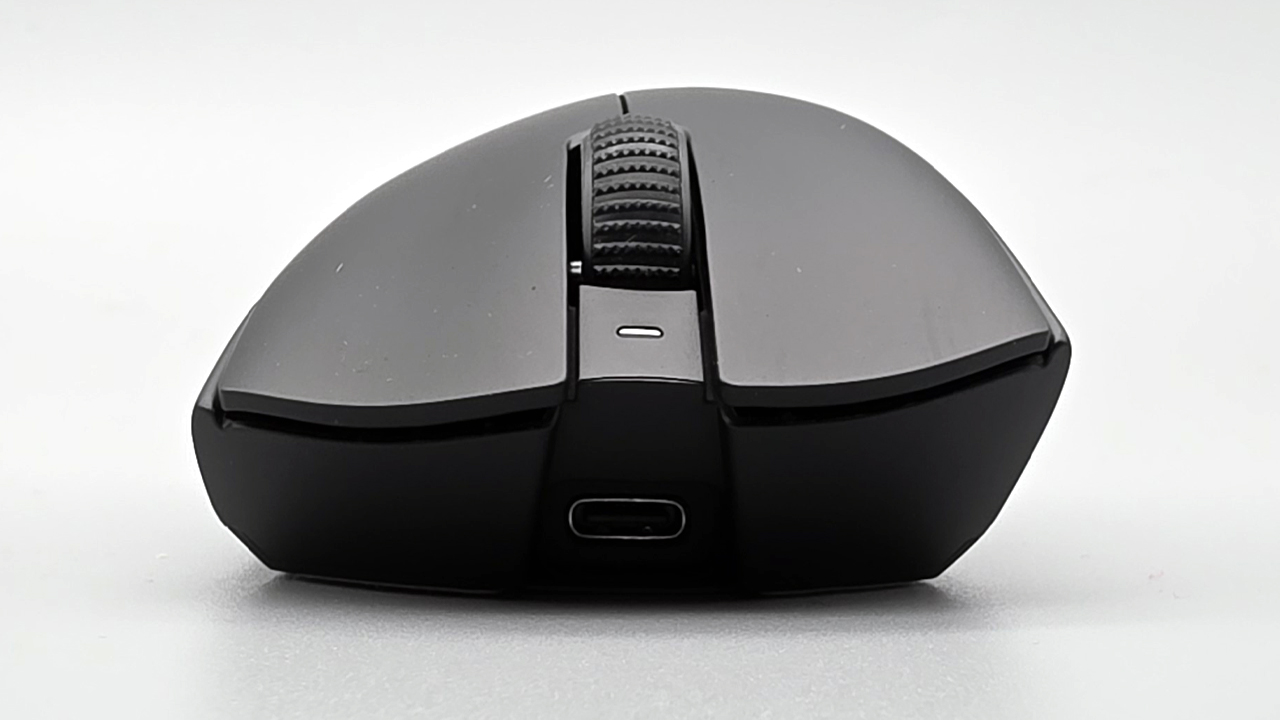 Razer Deathadder V4 Pro im Test: Gaming-Maus für kompromisslose