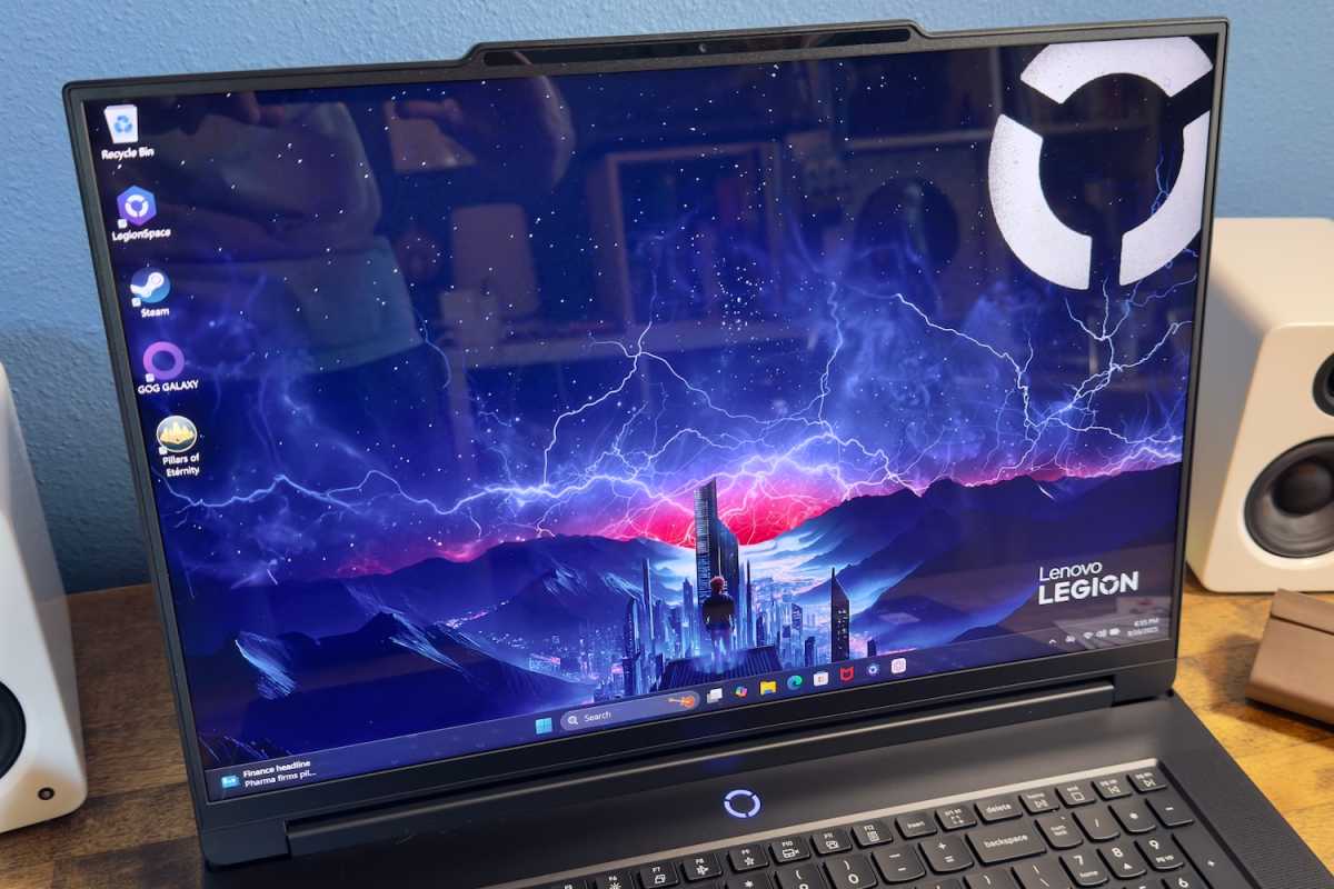 Lenovo Legion 9i display
