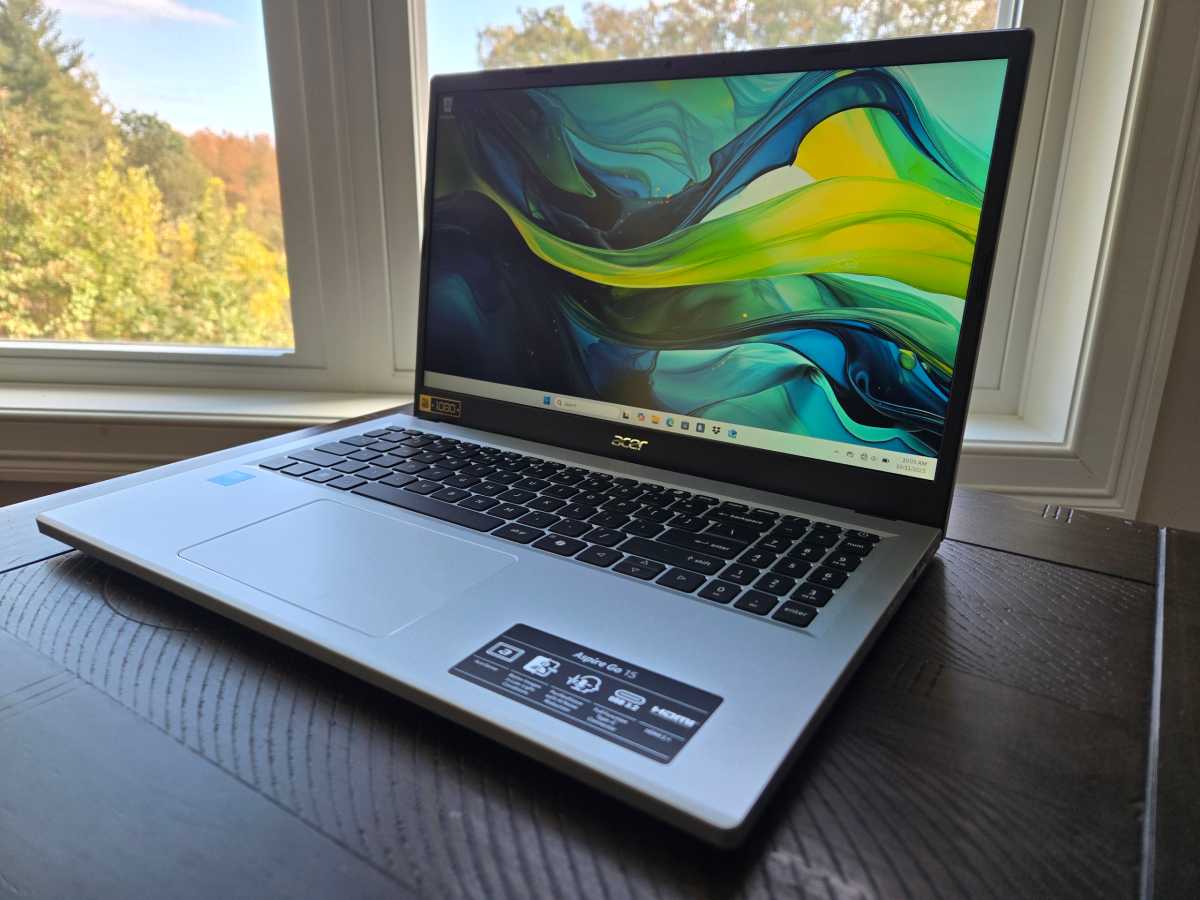 Acer Aspire Go 15 angled