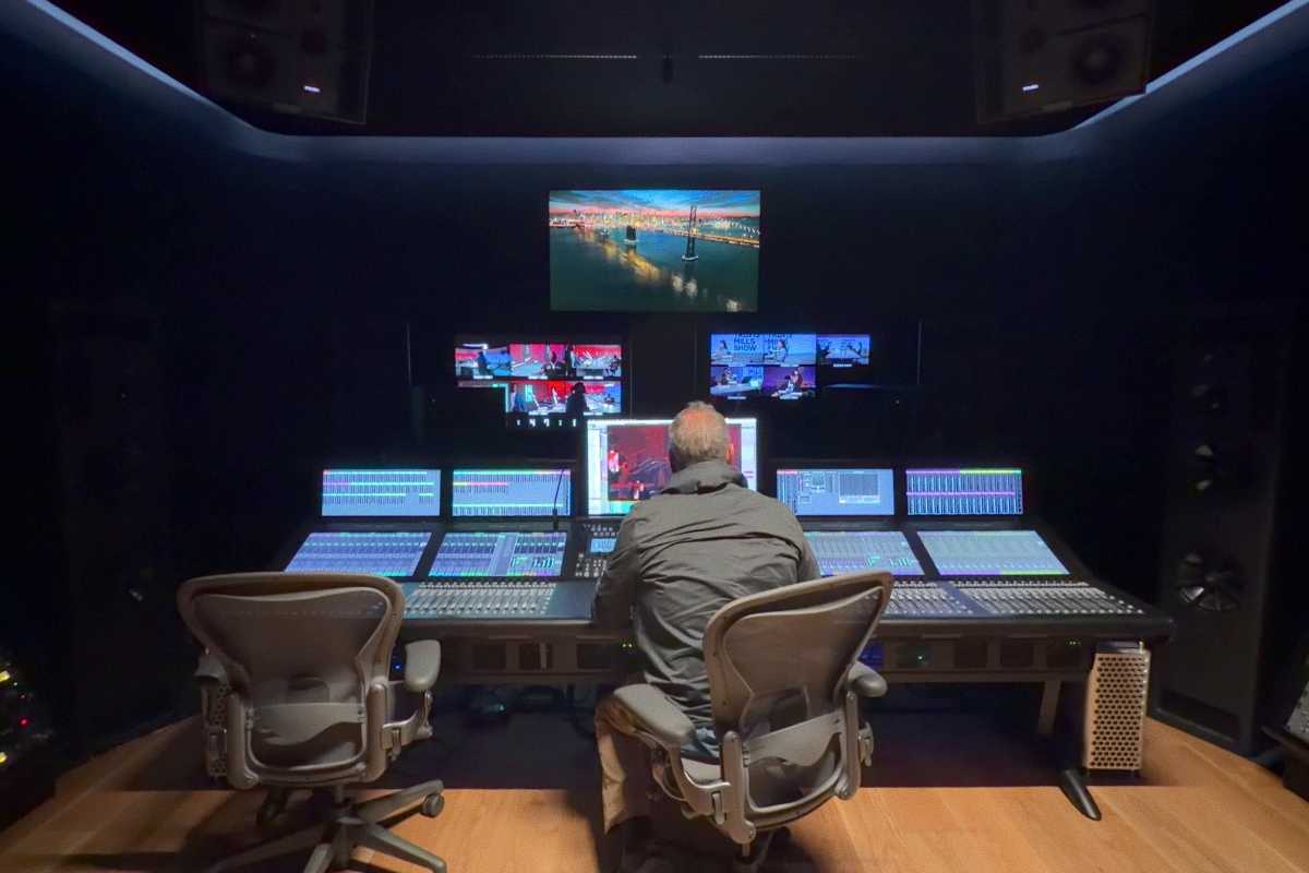 Sala de control de audio espacial de Apple Music