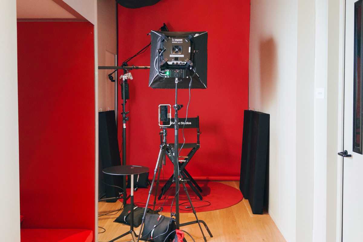 Estación de redes sociales de Apple Music Studio