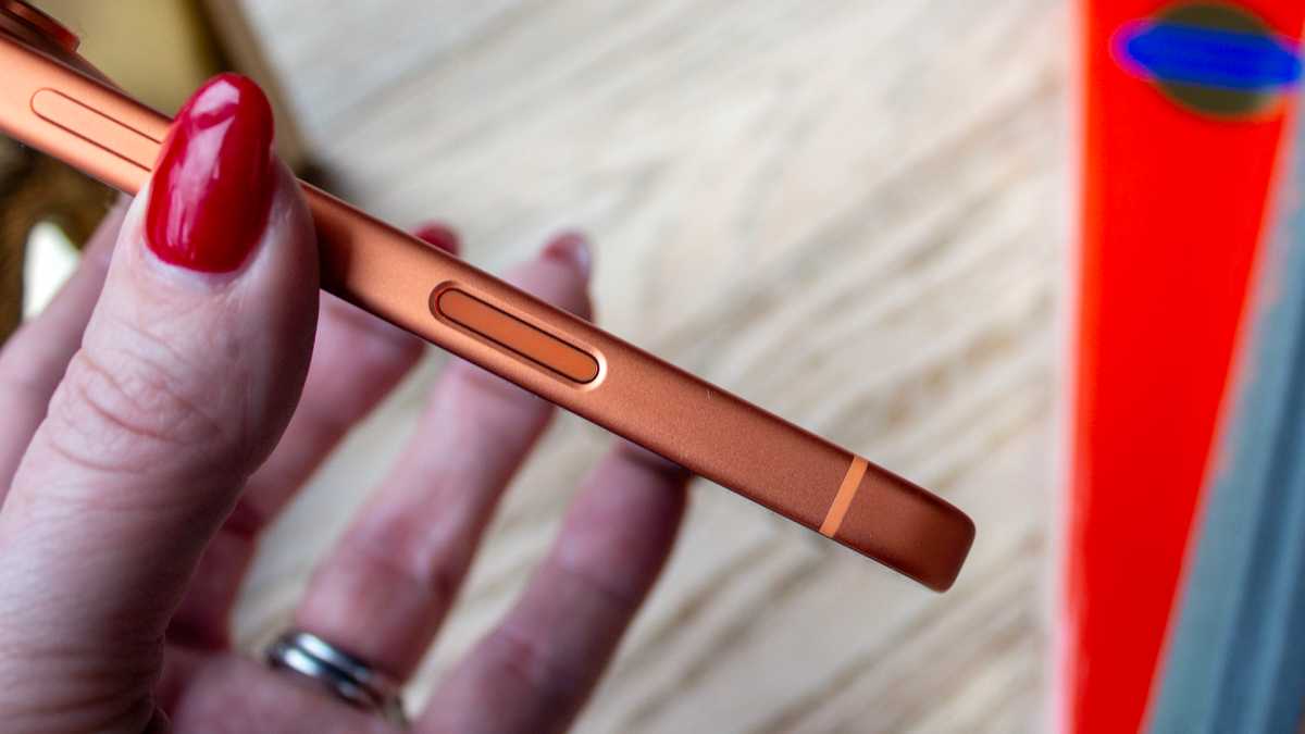 Apple iPhone 17 Pro 15