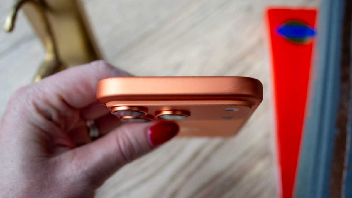 Apple iPhone 17 Pro 16