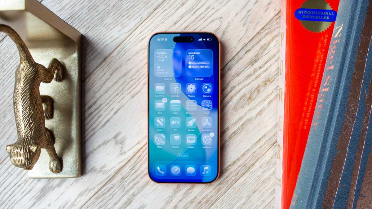 Apple iPhone 17 Pro 8